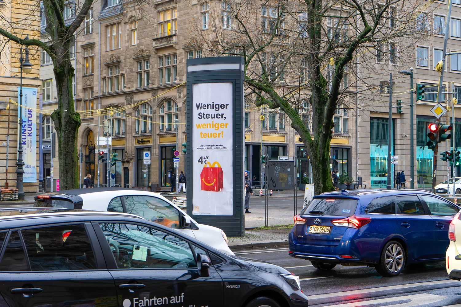 berlin-mcdonalds-area-domination-03.webp