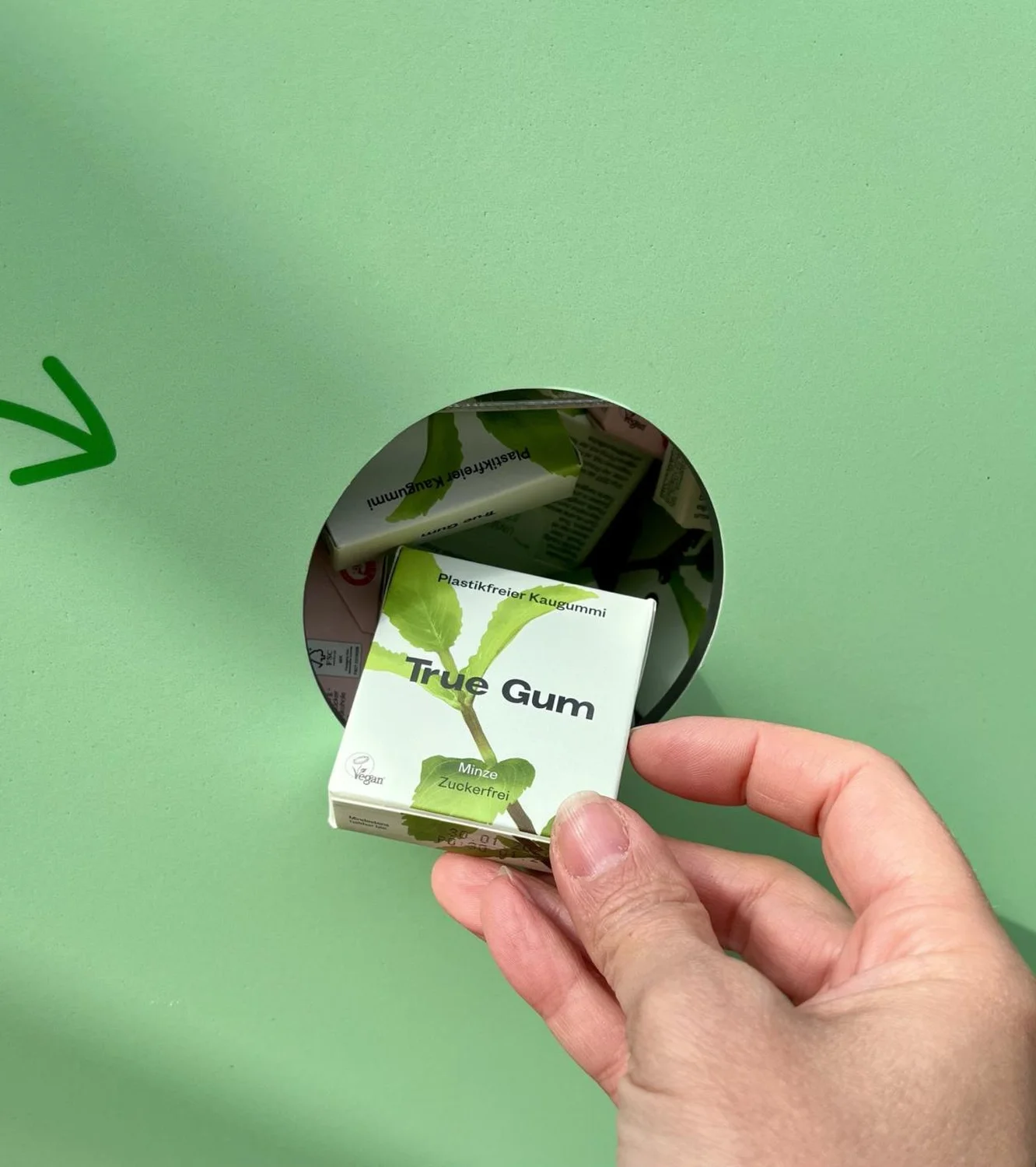 berlin-truegum-gruen-3.webp