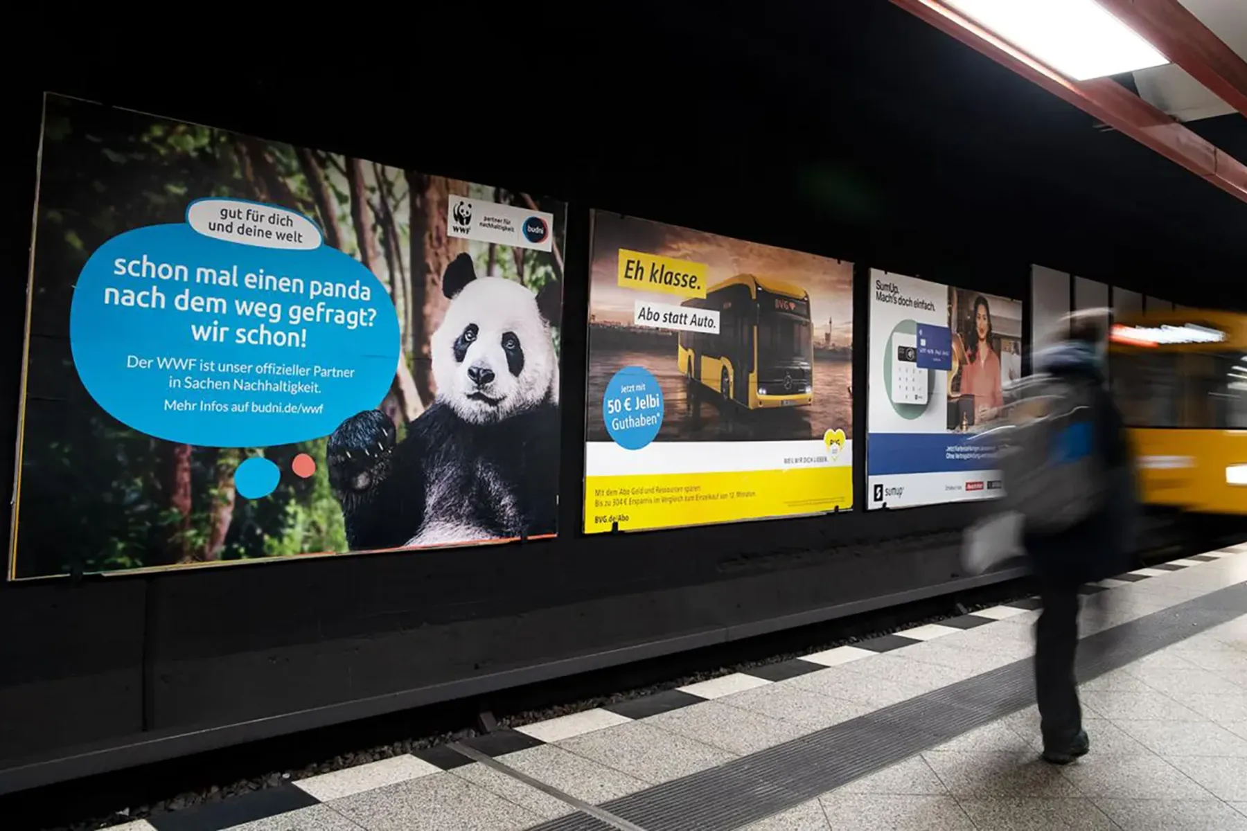 plakatmedien-hintergleisflaeche-ooh-werbung-ubanhhof-berlin.webp